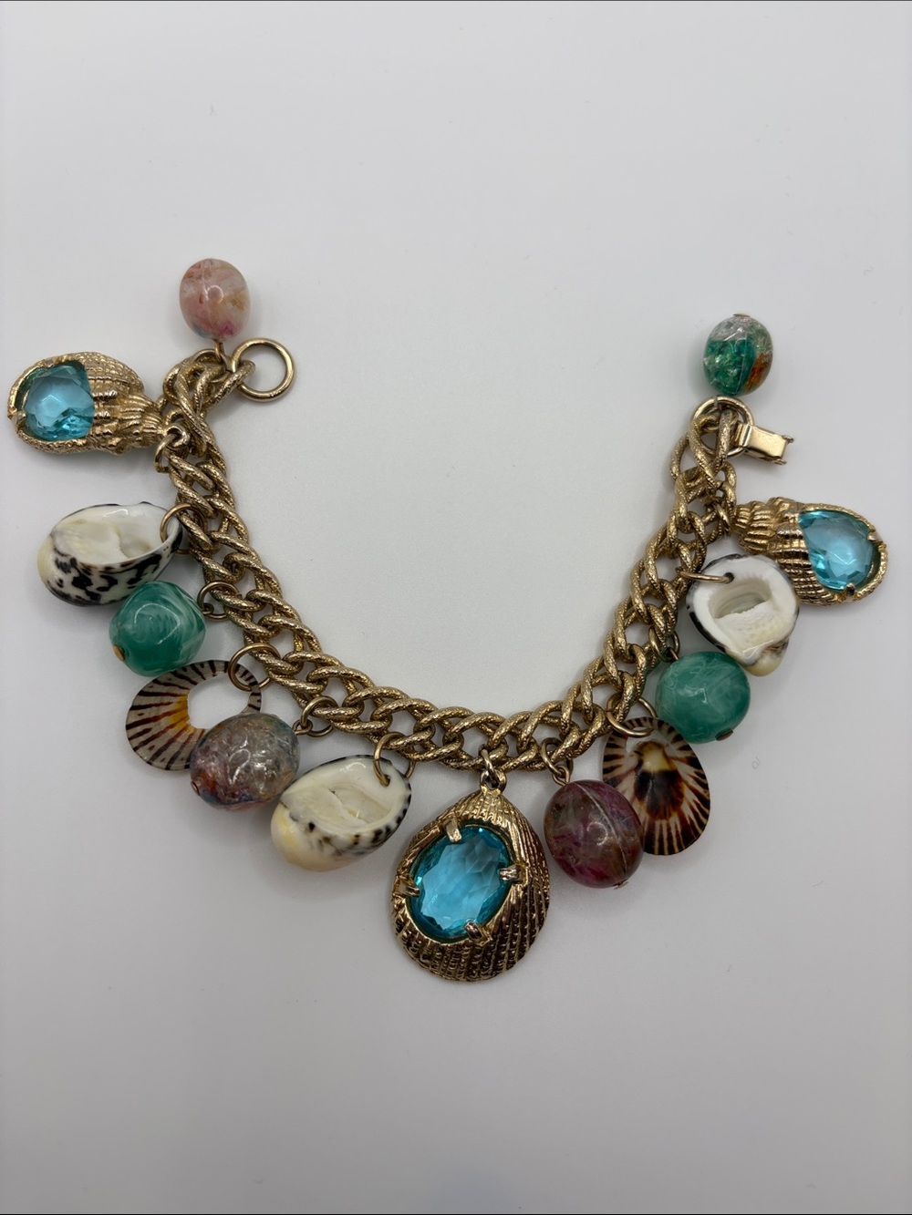 Shell/ beach charm bracelet 7”